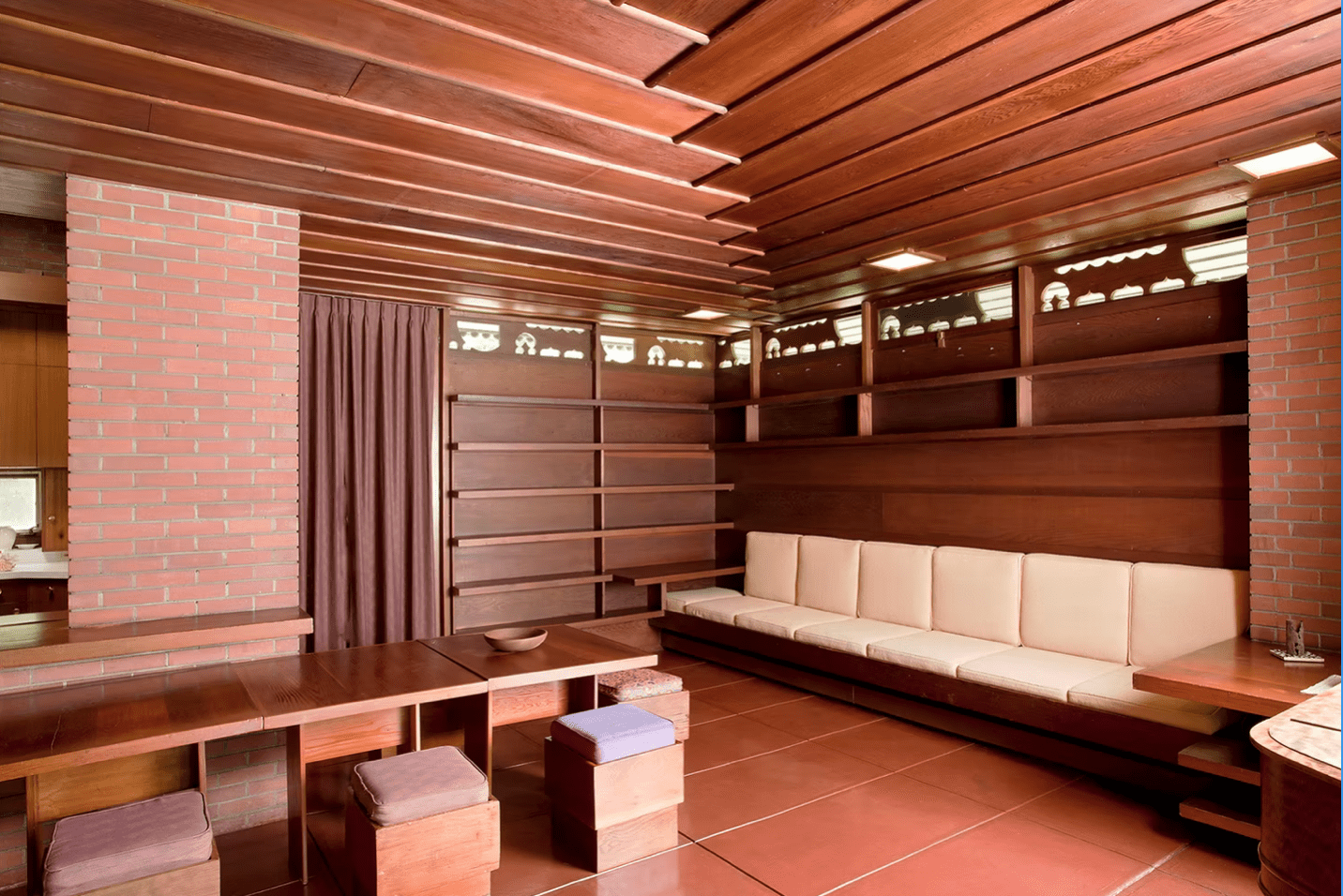 Frank Lloyd Wright Building Conservancy